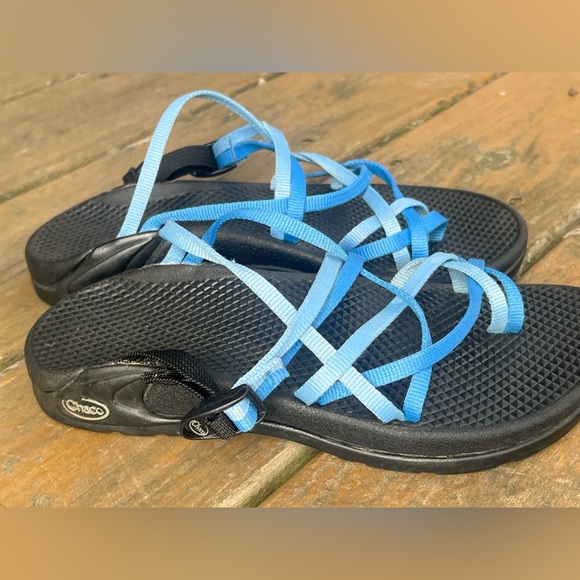 Chaco Ecotread Caribbean/Spa Ladies Blue Strappy Sandals- size 6- like new - Picture 2 of 6